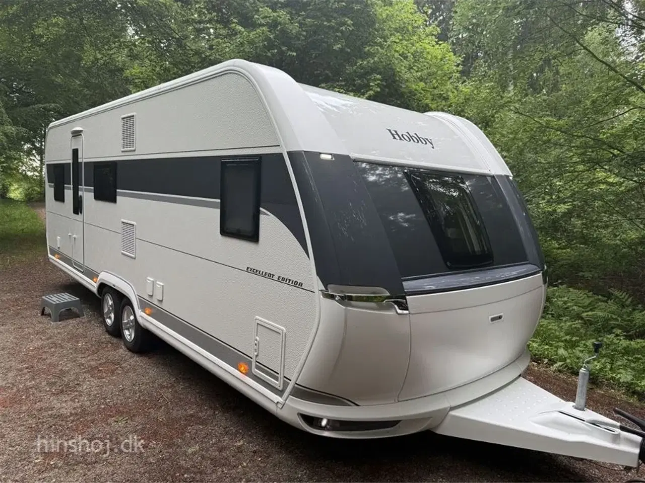 Billede 1 - 2024 - Hobby Excellent Edition 650 KMFe   Stor rummelig familievogn med 2 køjer fra Hinshøj Caravan