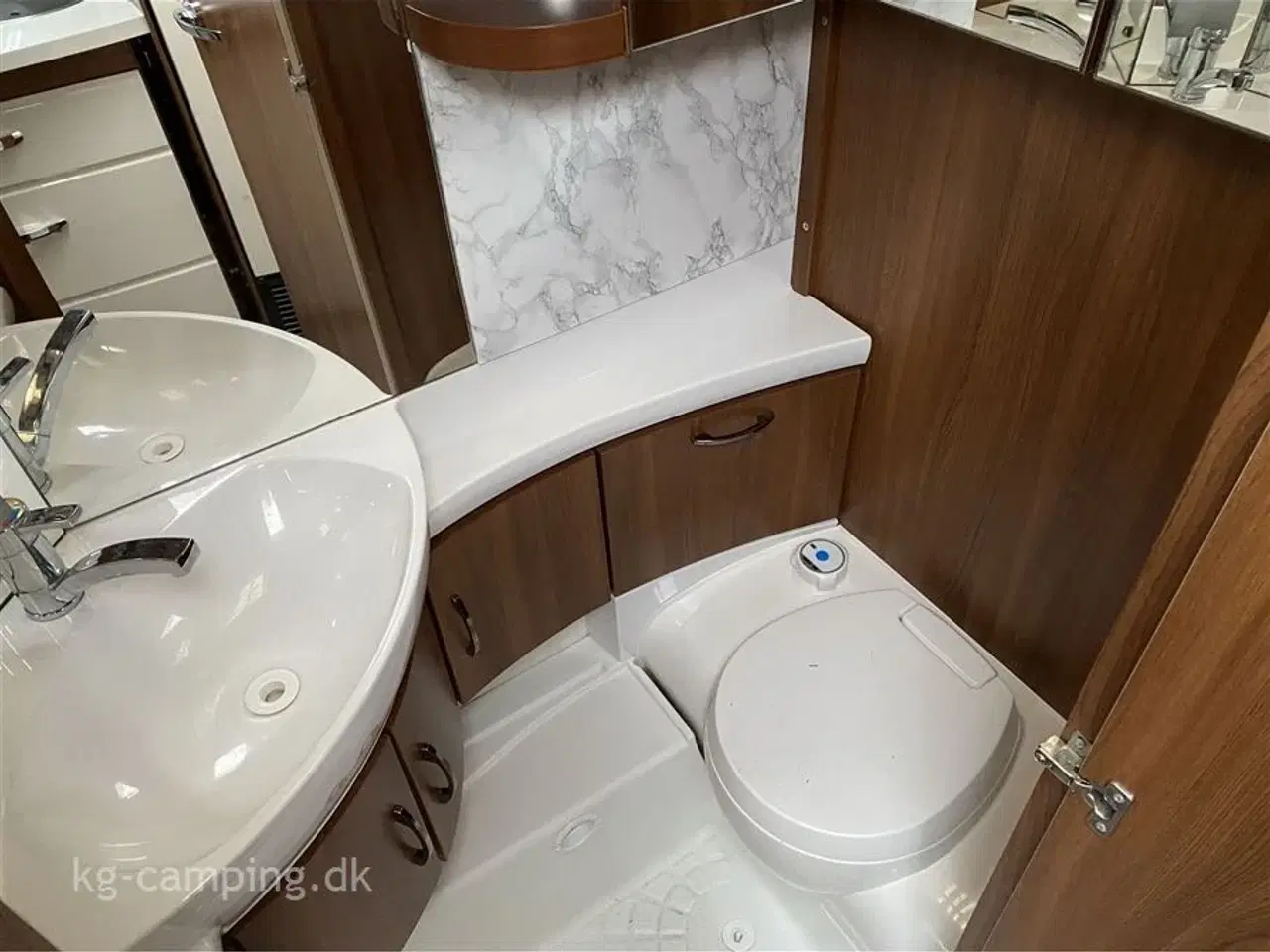 Billede 9 - 2018 - Hobby Excellent 495 UL Enkeltsengsvogn med udtræk