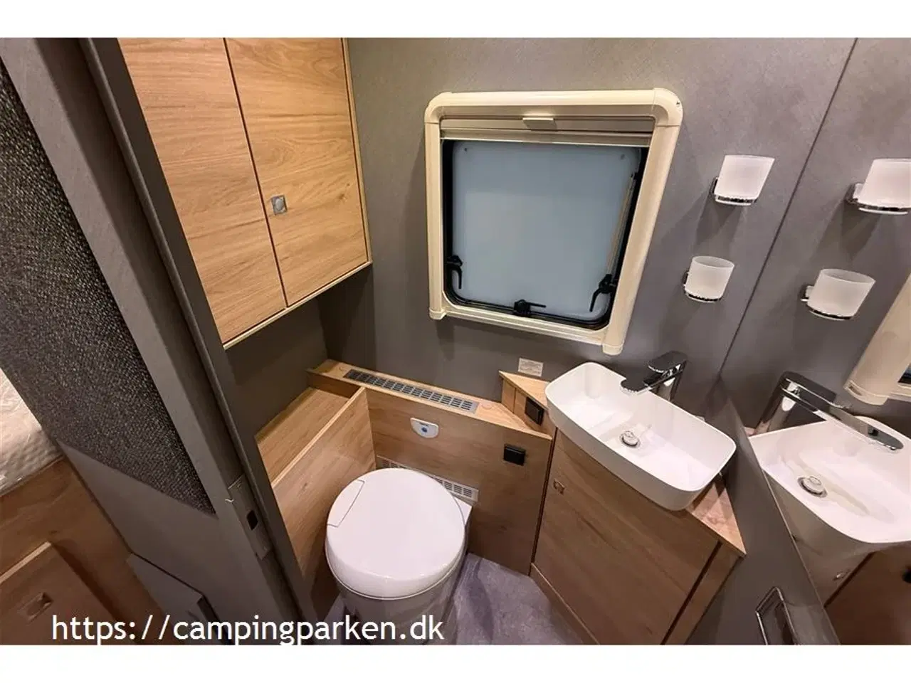 Billede 16 - 2026 - Dethleffs XL Family A 7872-2 En komfortabel vinteroptimeret feriebolig til 6 personer, 180 hk