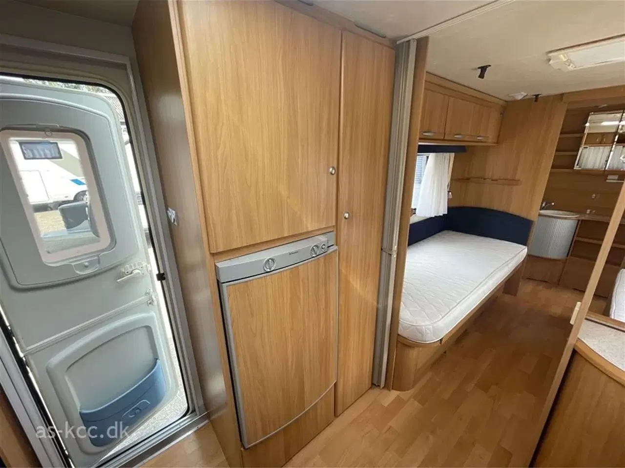 Billede 8 - 2009 - Adria Classica 613 UT   Adria Classica 613 UT enkelte senge