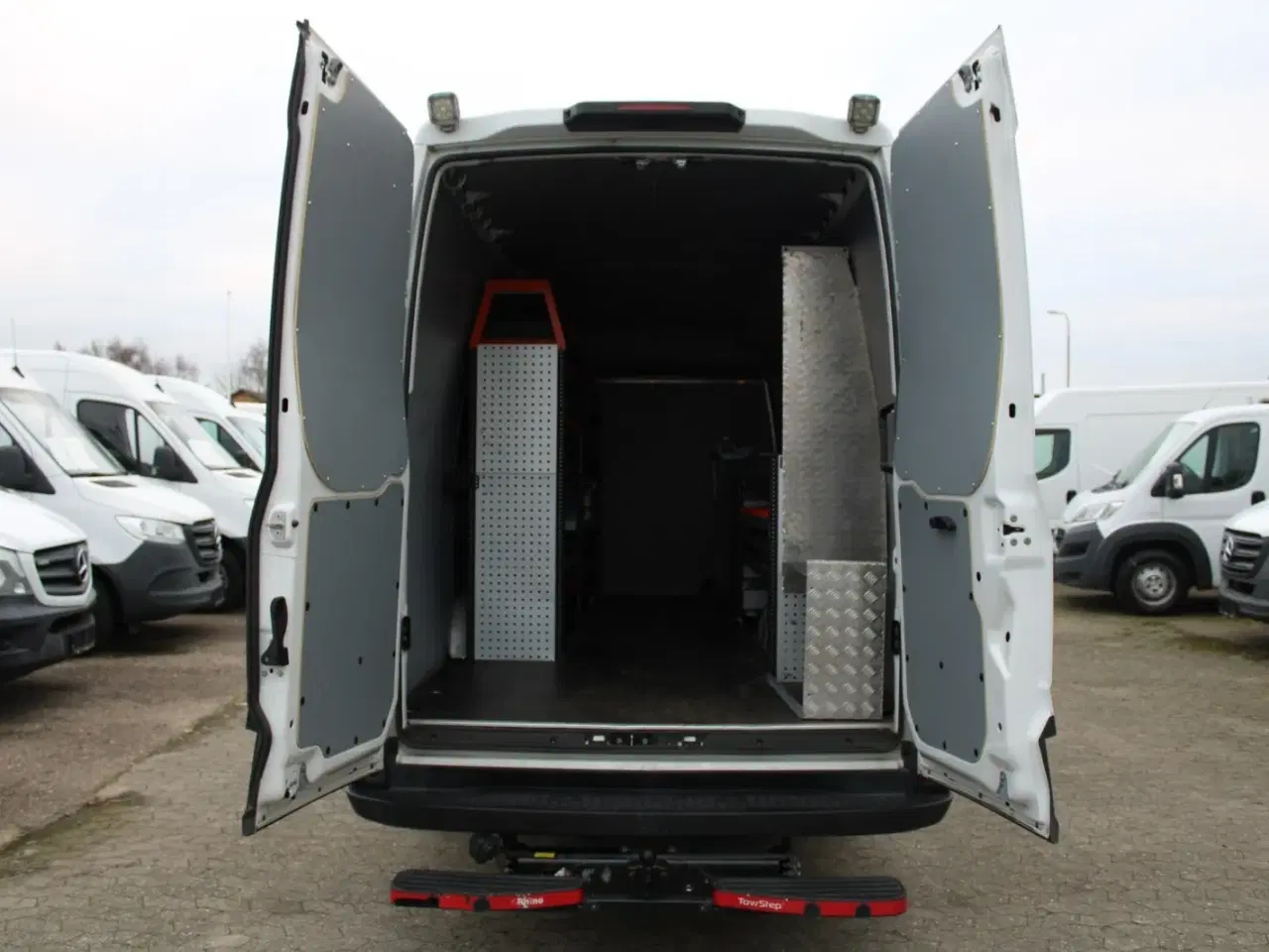 Billede 12 - Iveco Daily 3,0 35C18 16m³ Van AG8