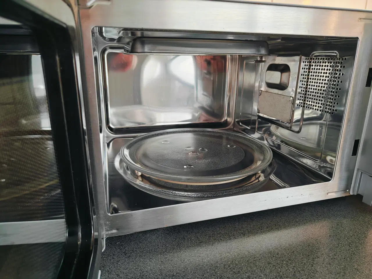 Billede 4 - EPIQ Mikroovn med konvektion og grill 1000W