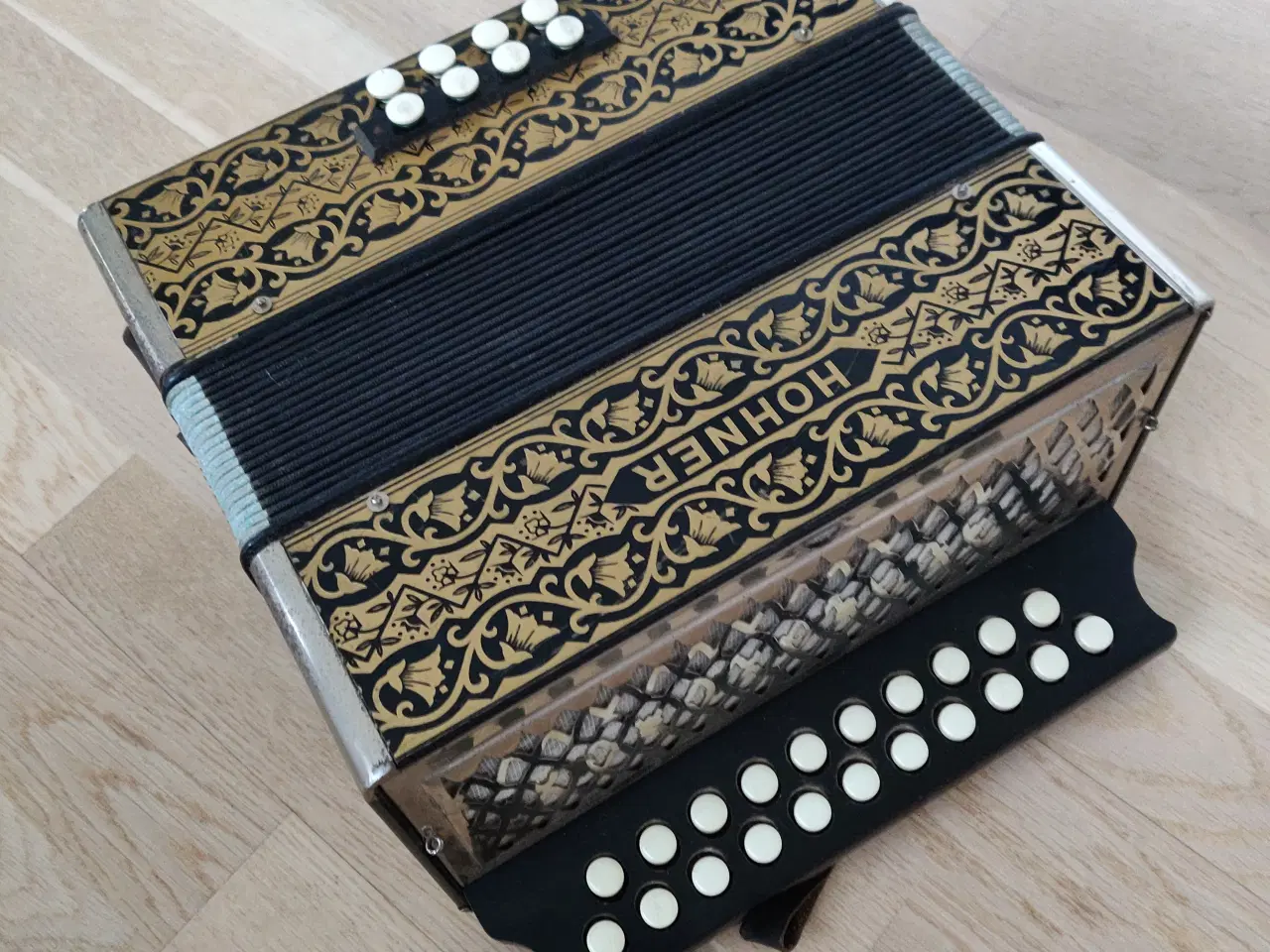 Billede 1 - Hohner - ældre harmonika