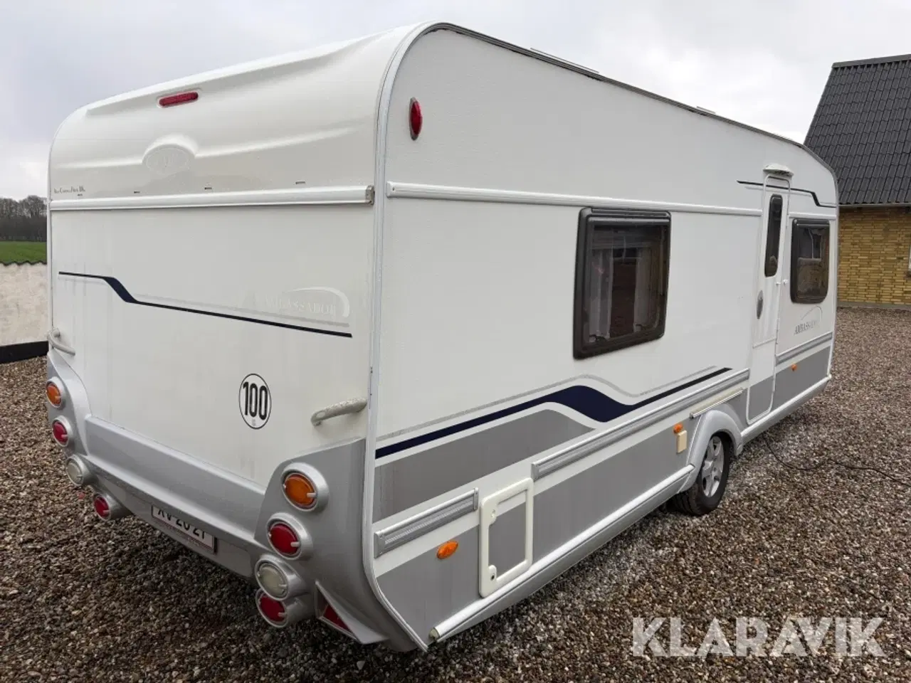 Billede 3 - Campingvogn LMC Ambassador med fortelt