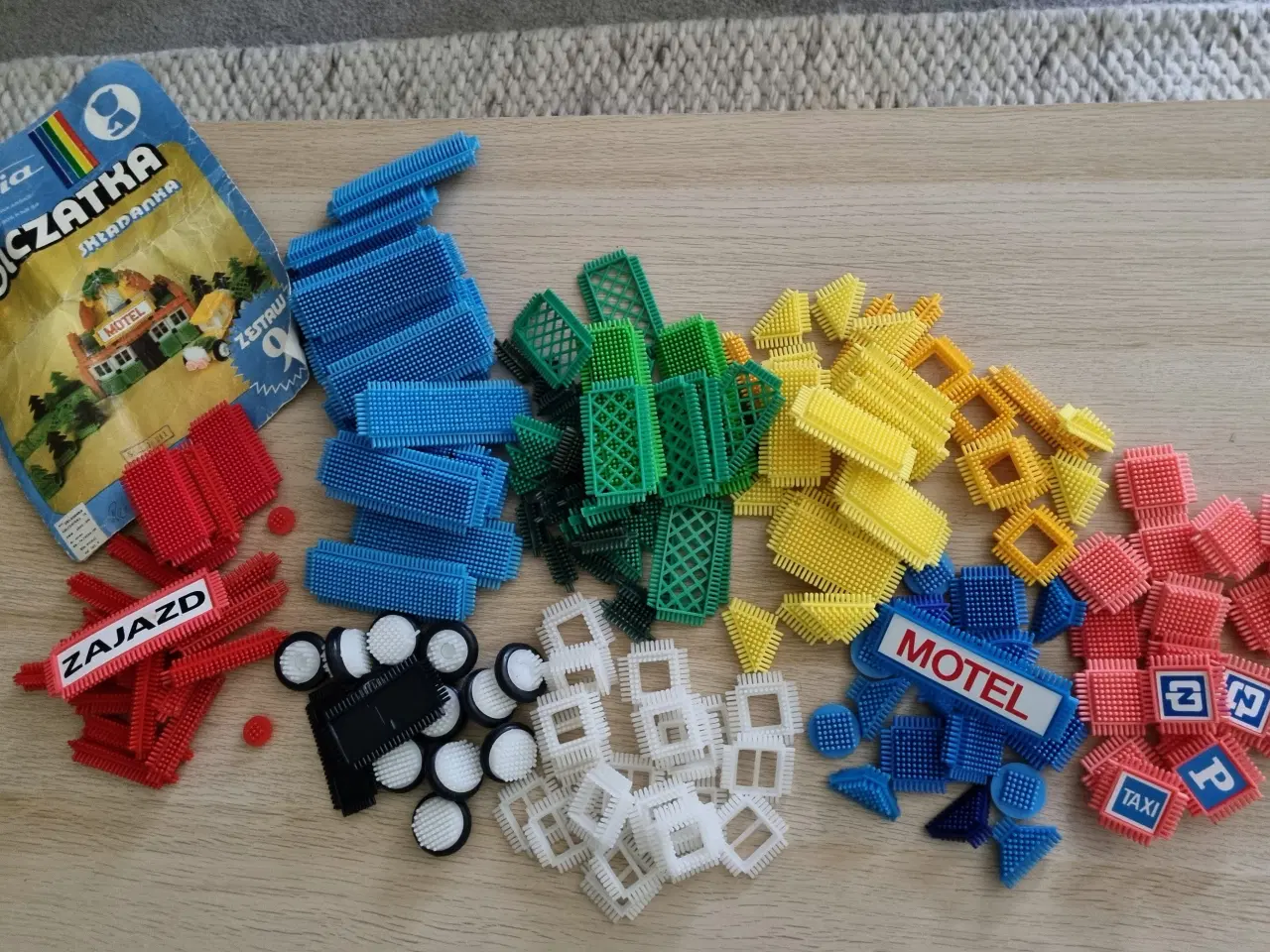 Billede 9 - Kolczatka byggesæt/klodser 1990