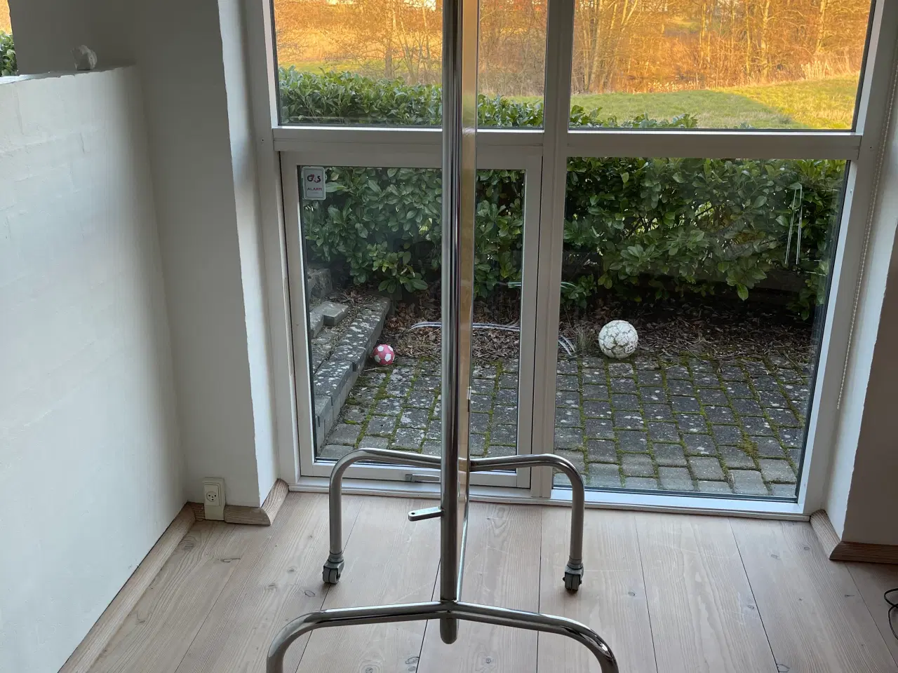 Billede 2 - Stort og flot Bauhaus spejl