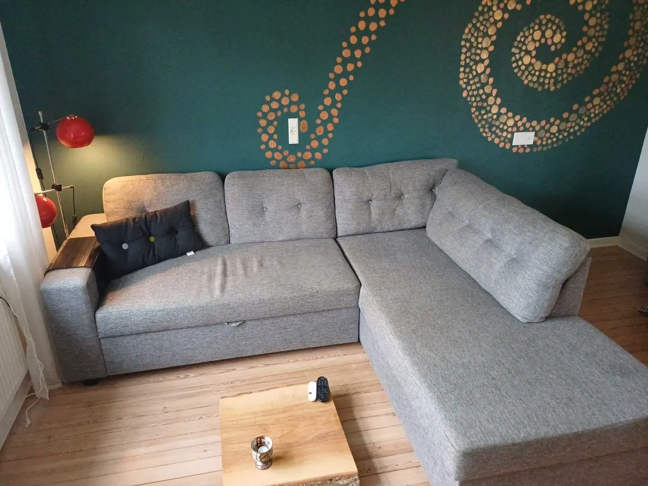 Billede 1 - Sovesofa med chaiselong og opbevaring