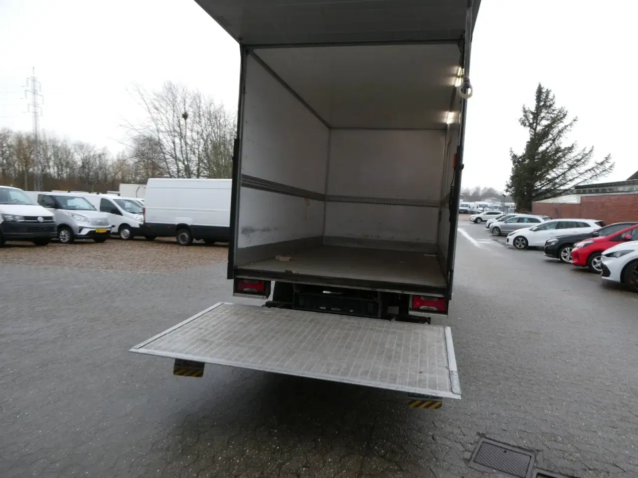 Billede 11 - Iveco Daily 2,3 35S16 Alukasse m/lift AG8