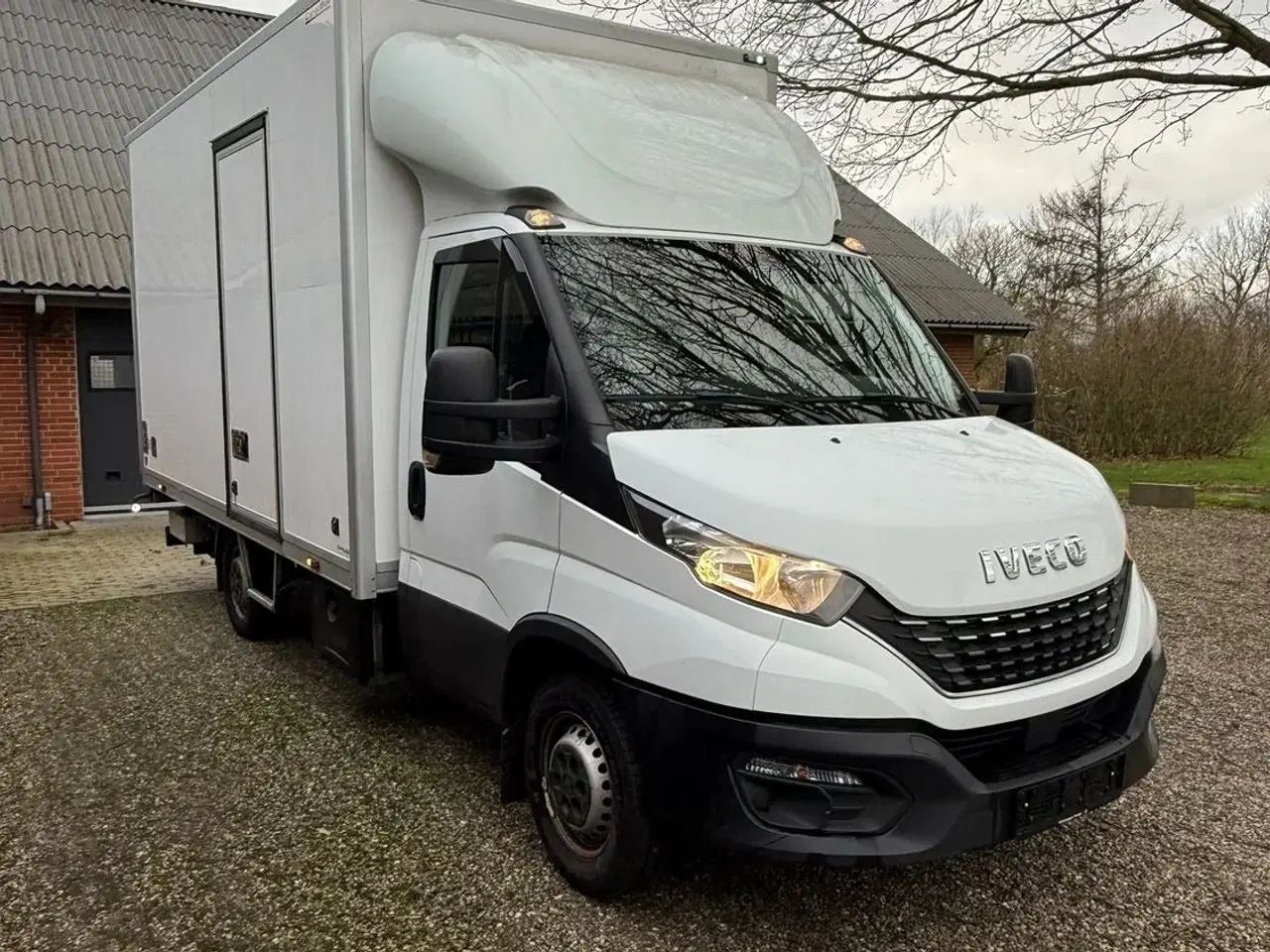 Billede 7 - Iveco Daily 2,3 35S14 Alukasse m/lift AG8