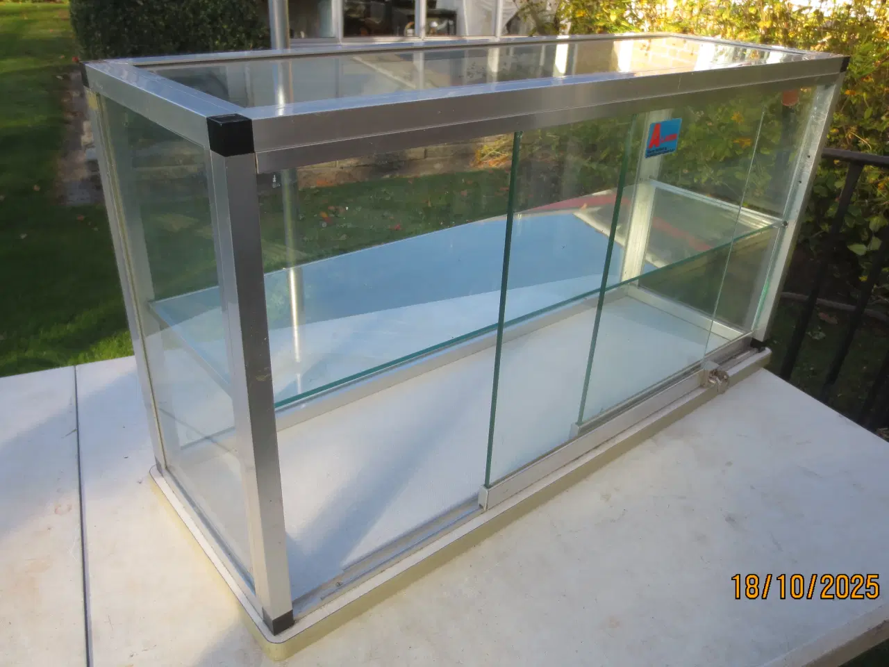 Billede 3 - 1 stk Glas montre med Alu Ramme