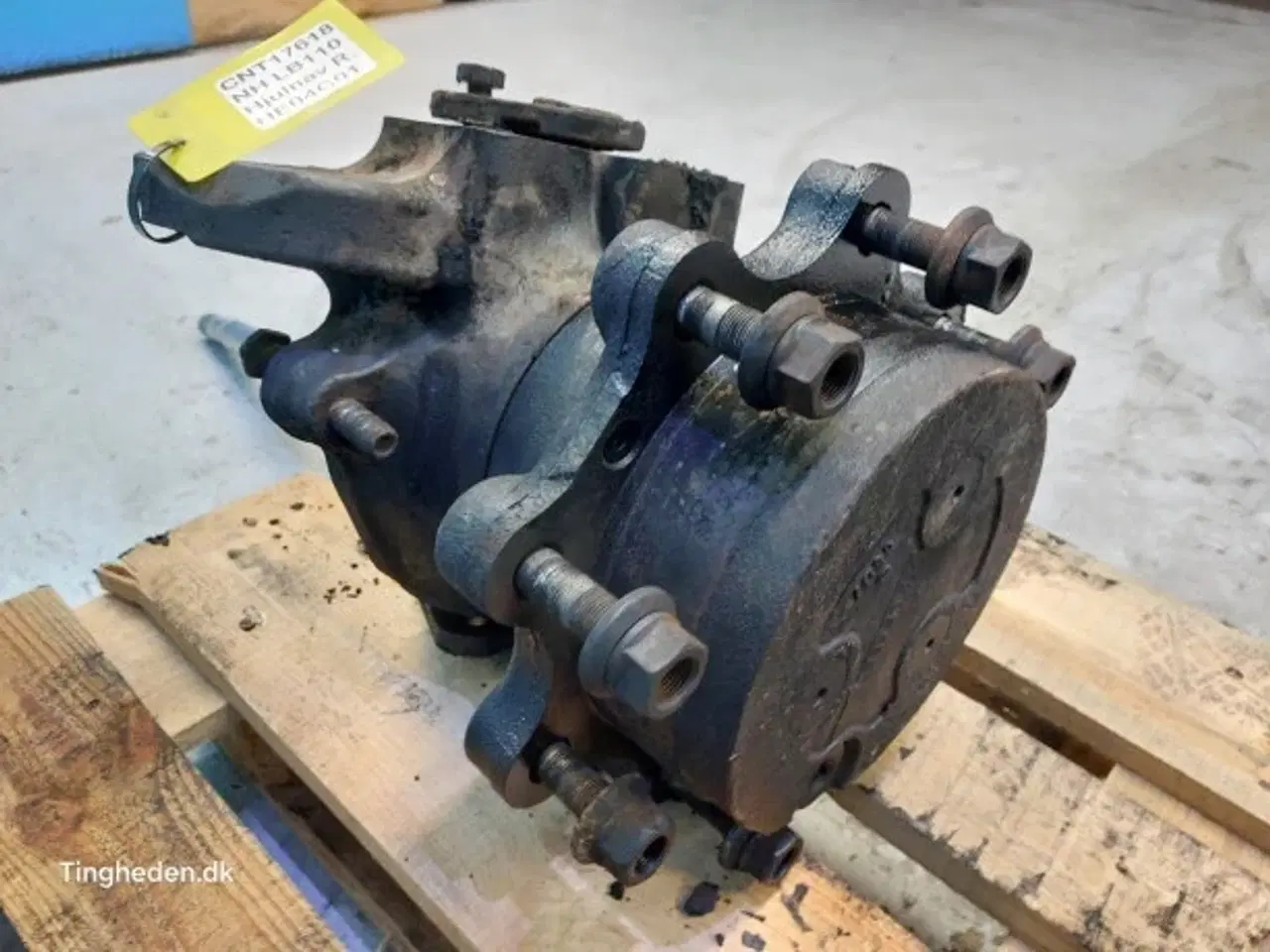 Billede 5 - New Holland LB110 Styrespindel R.  85827739