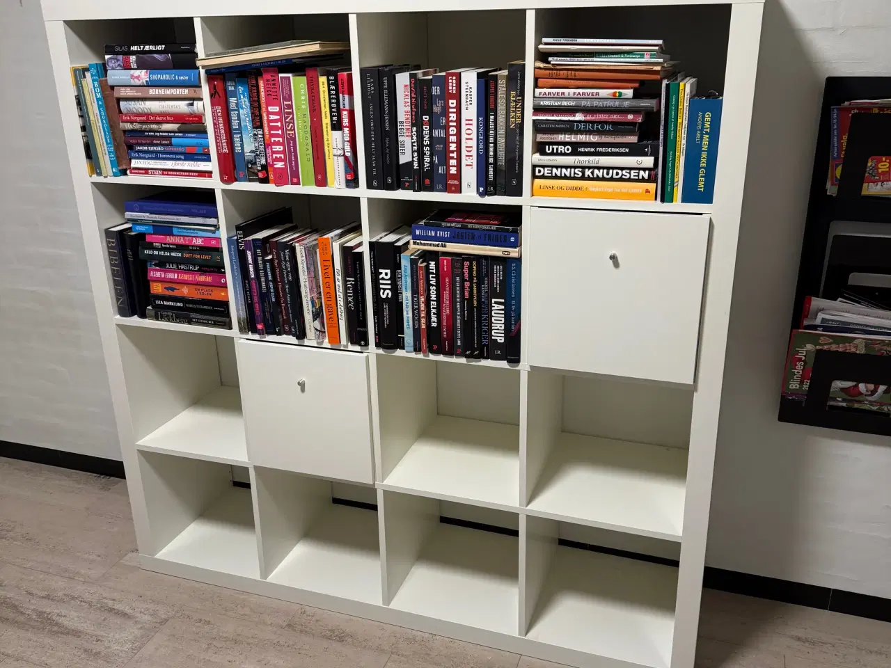 Billede 2 - Kallaxreol fra Ikea. 