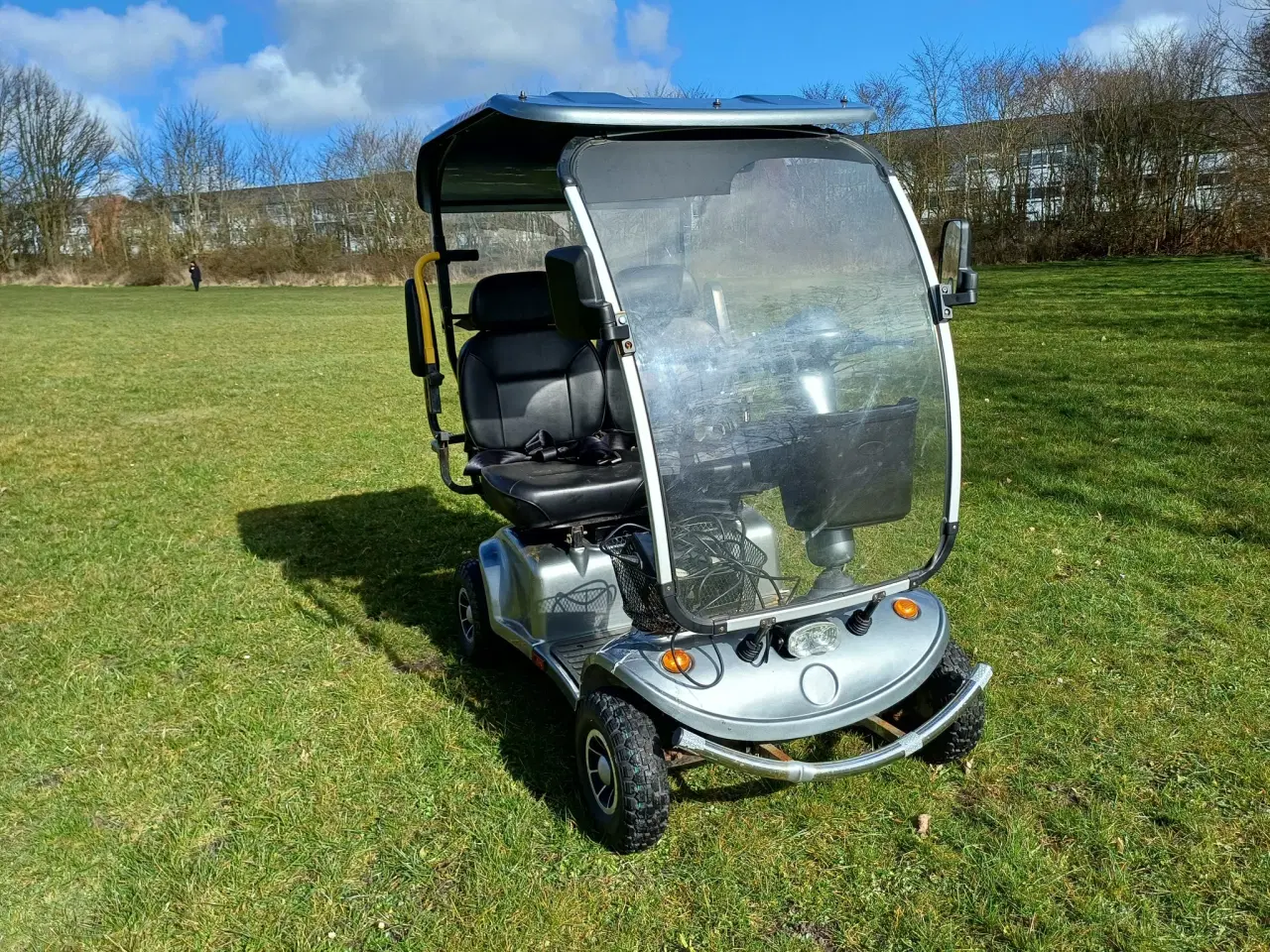 Billede 1 - Dobbelt handicap scooter sælges