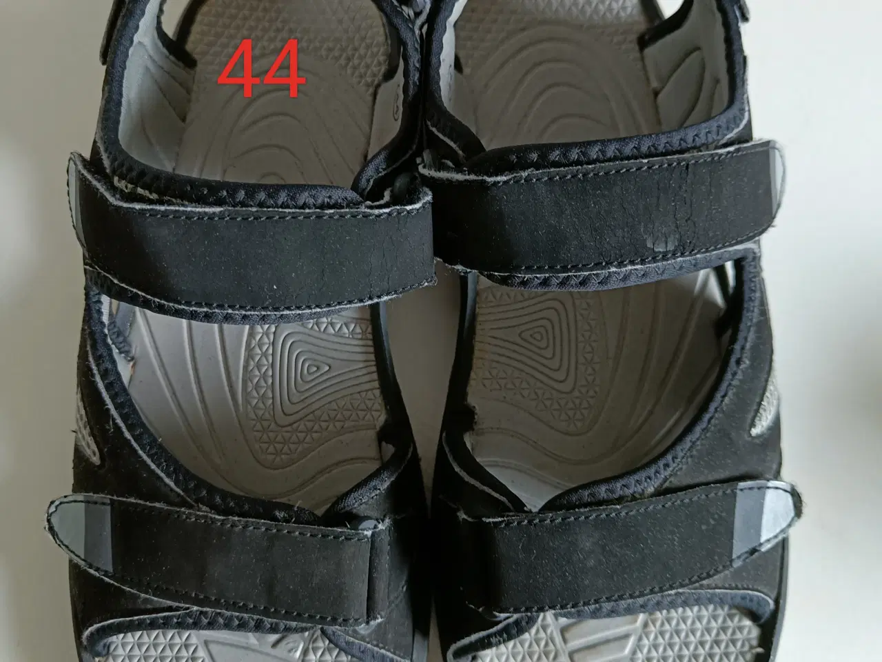 Billede 7 - Forskellige herre sandaler 44/45