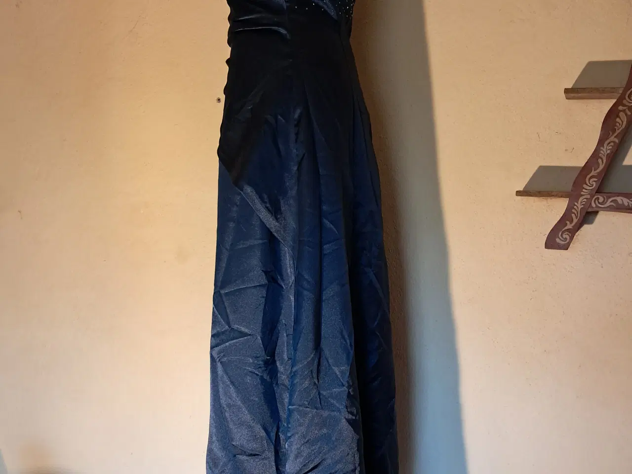 Billede 2 - Luxux str. 38 Gallakjole