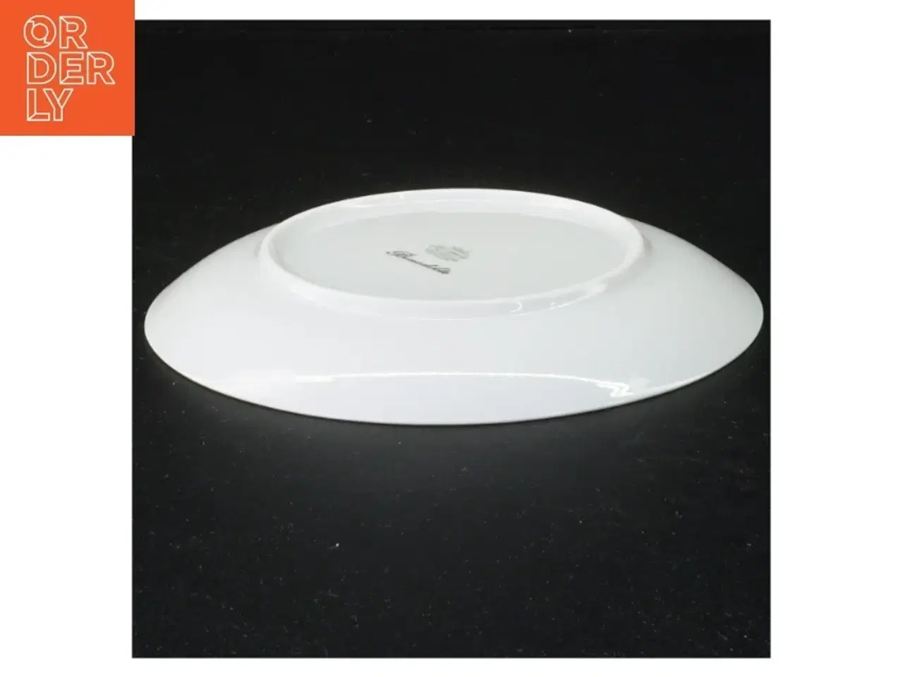 Billede 2 - Vintage Porcelænstallerkener med blomstermotiv fra Benedikte (str. Diameter 17 og en halv cm)