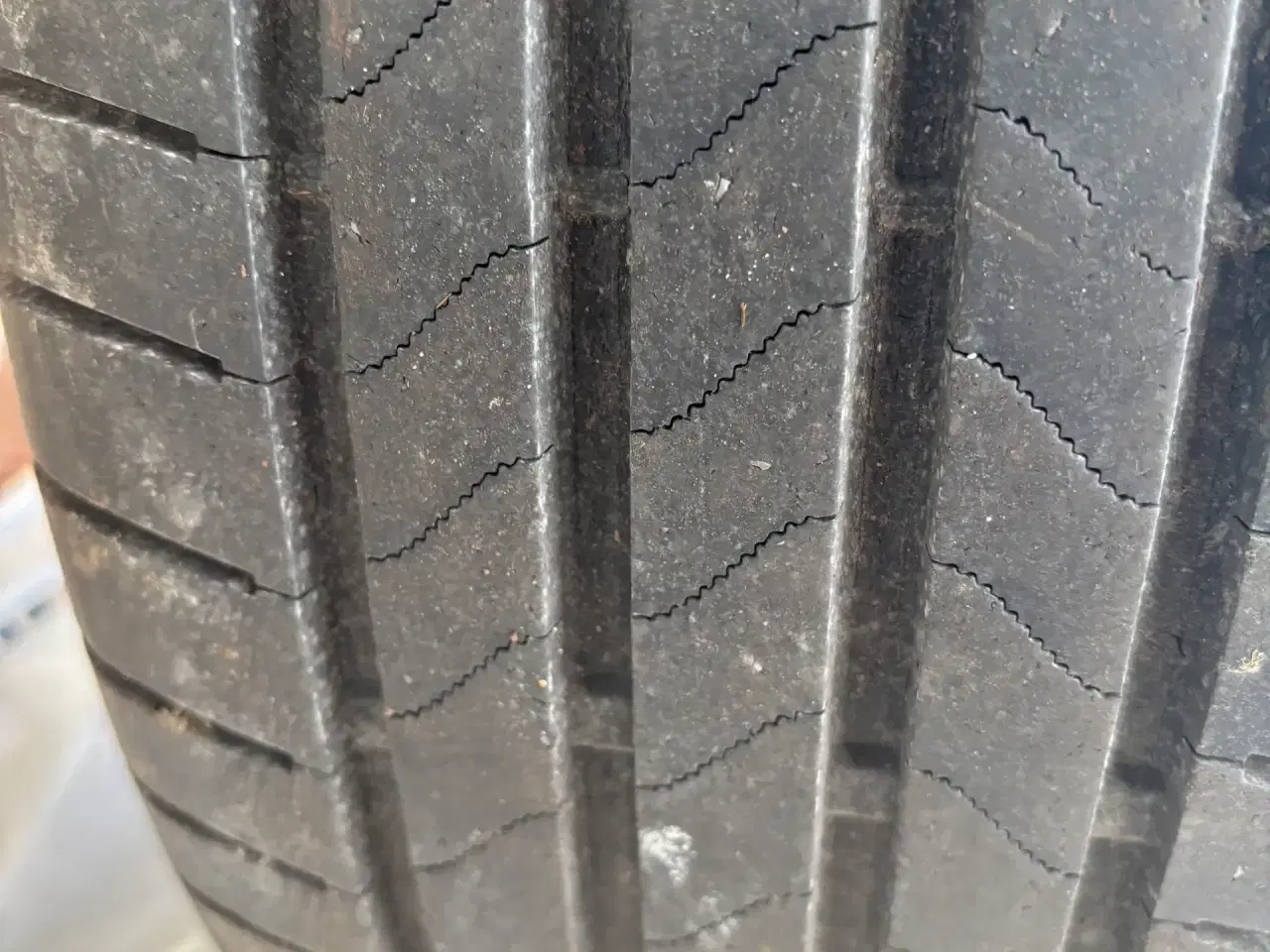 Billede 3 - Originale 18" Qashqai alufælge ink nye dæk Tpms,