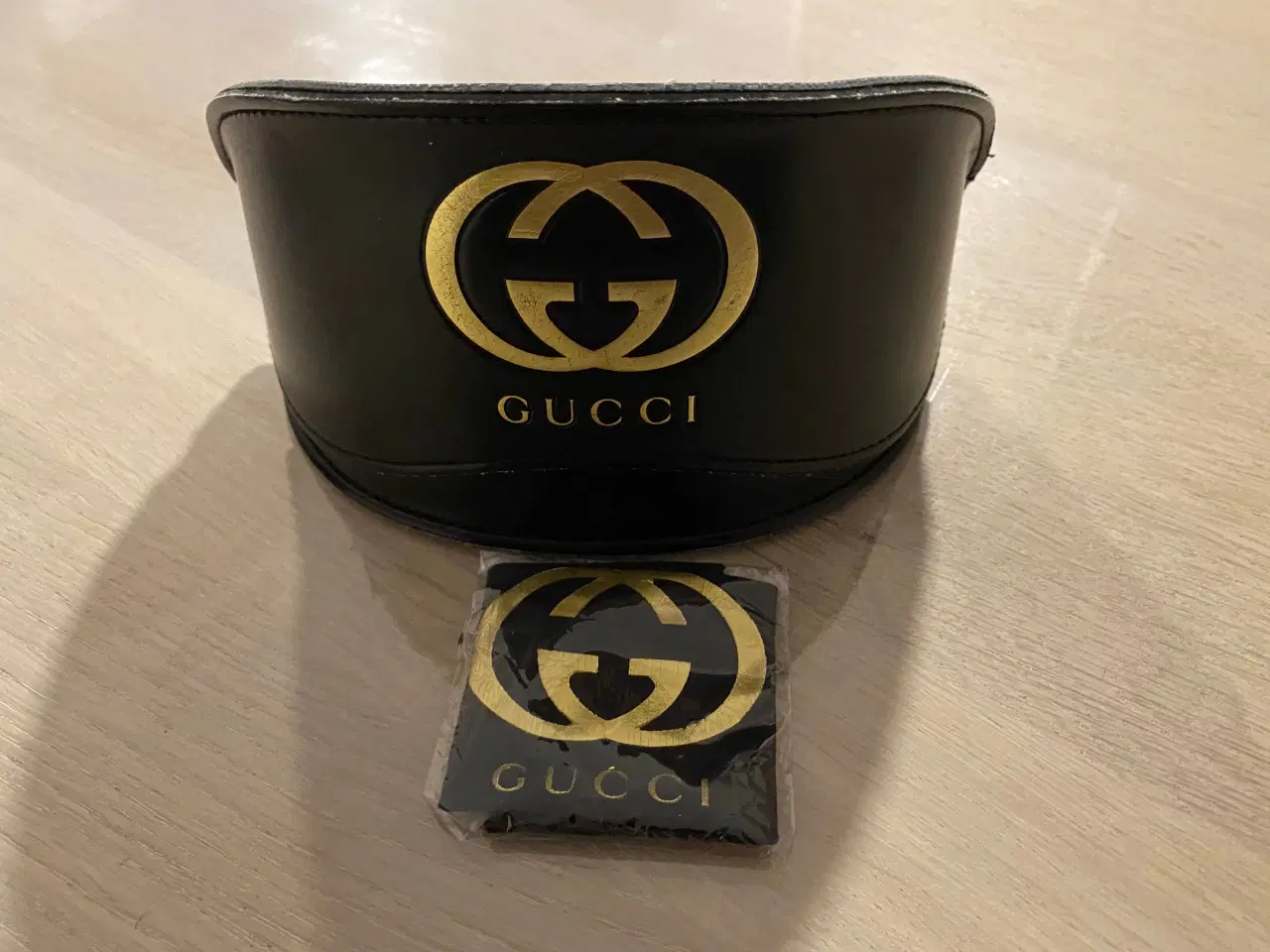 Billede 1 - GUCCI Solbrille etui 