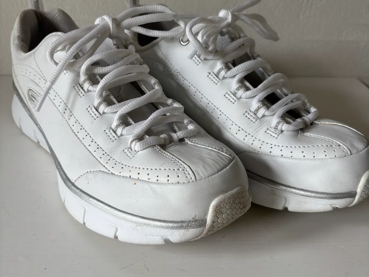 Billede 3 - Skechers sneakers str 40