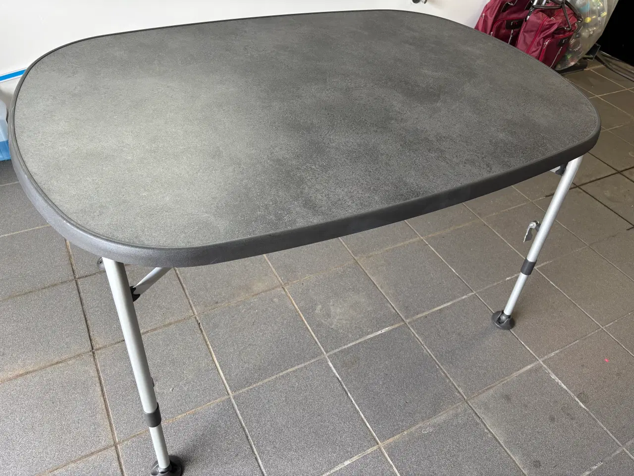 Billede 1 - campingbord 
