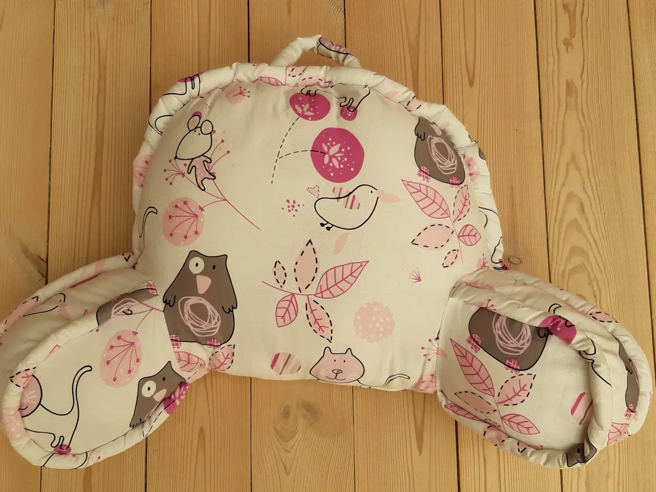 Billede 9 - Sengerand, pusletaske, babysvøb m.m. - se fotos