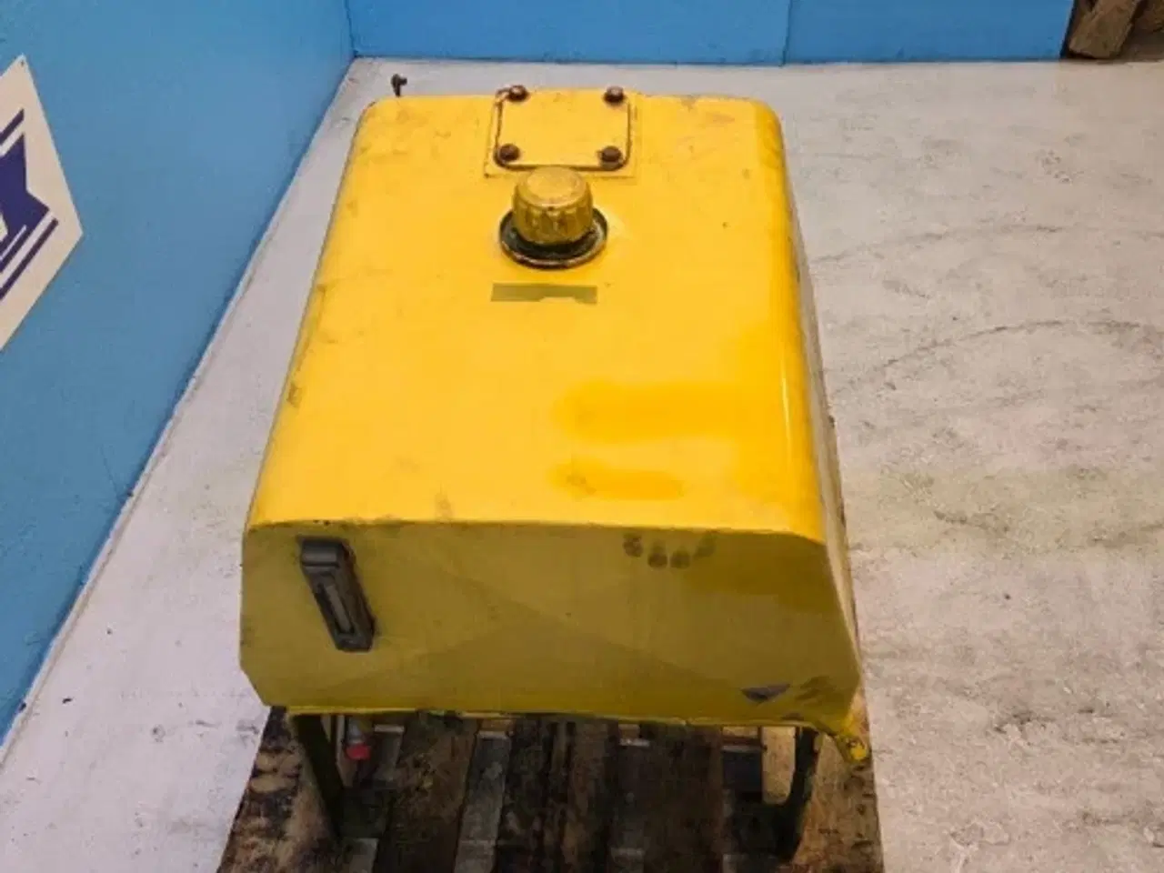 Billede 16 - Hydrema 807 Hydrauliktank 335200