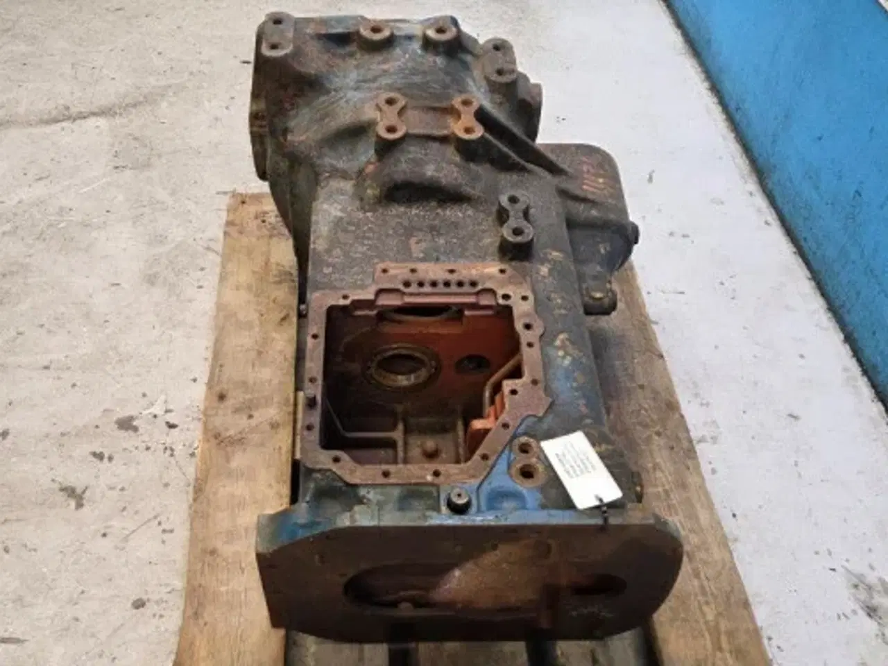 Billede 2 - Ford 7740 Gearkassehus F0NN7005AH