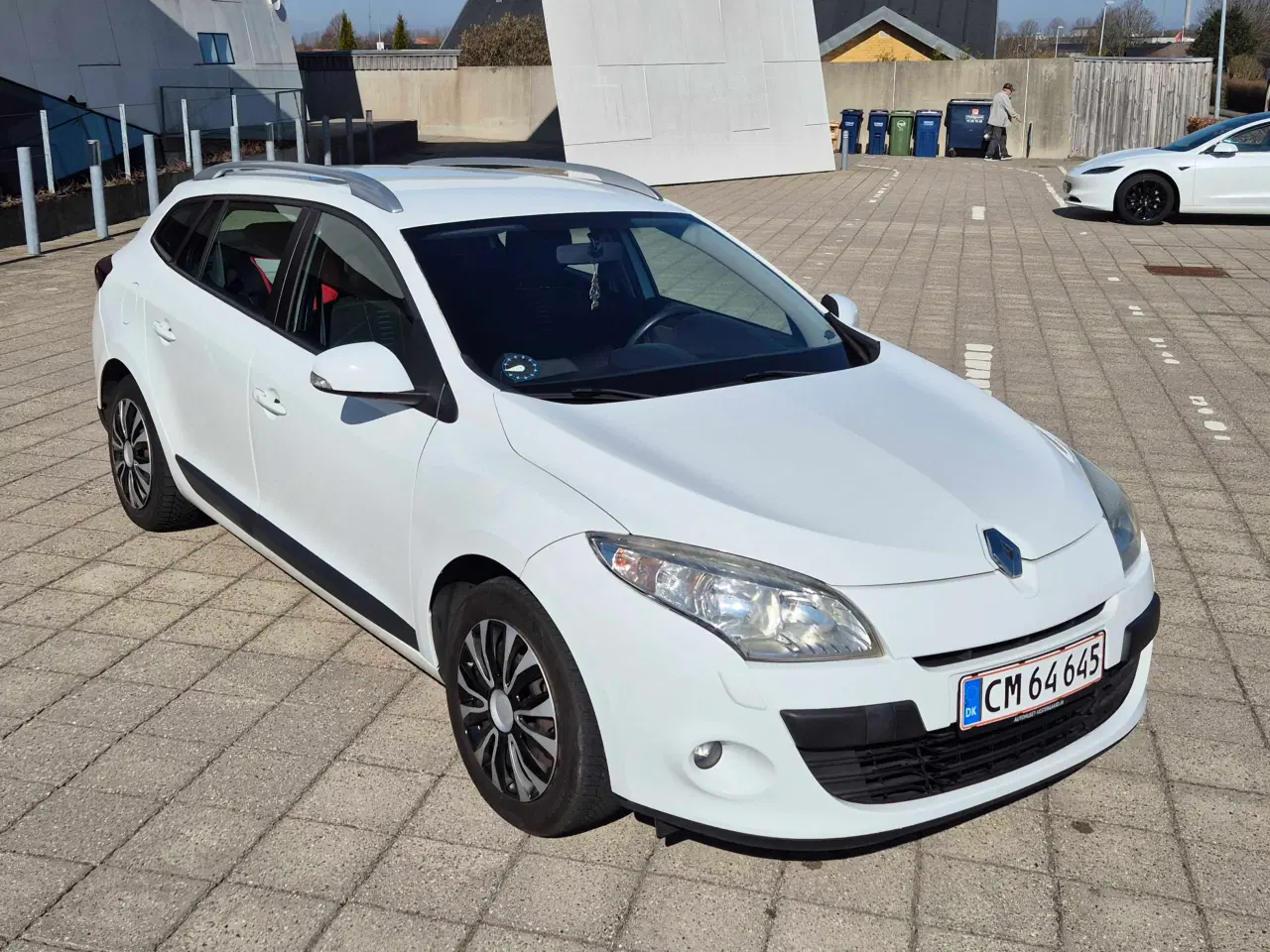 Billede 1 - Nysynet lav km pæn og velholdt fuld service 