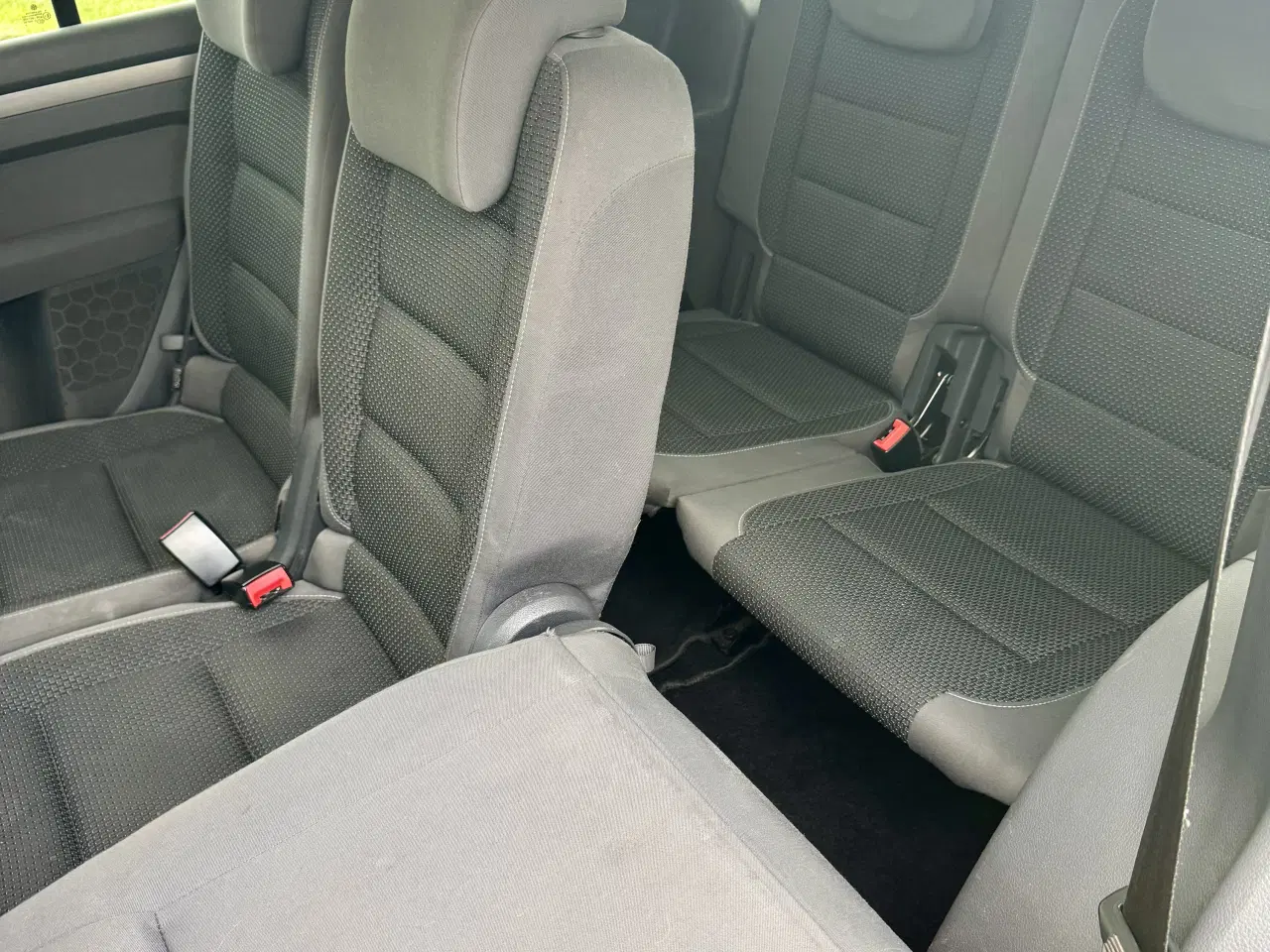Billede 12 - Super velholdt 7 personers familiebil VW Touran