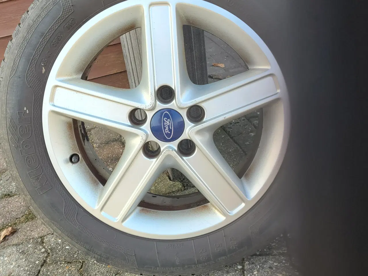 Billede 3 - 4 Sommerdæk med fælge til Ford c max.