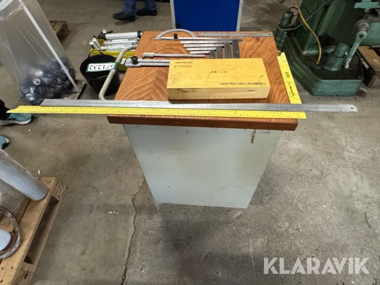 Billede 3 - Arbejdsbord med vinkler