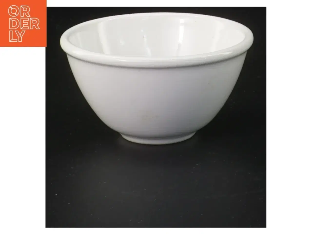 Billede 1 - To små hvide skåle (str. Ø. 9,5 cm. 2 styk)