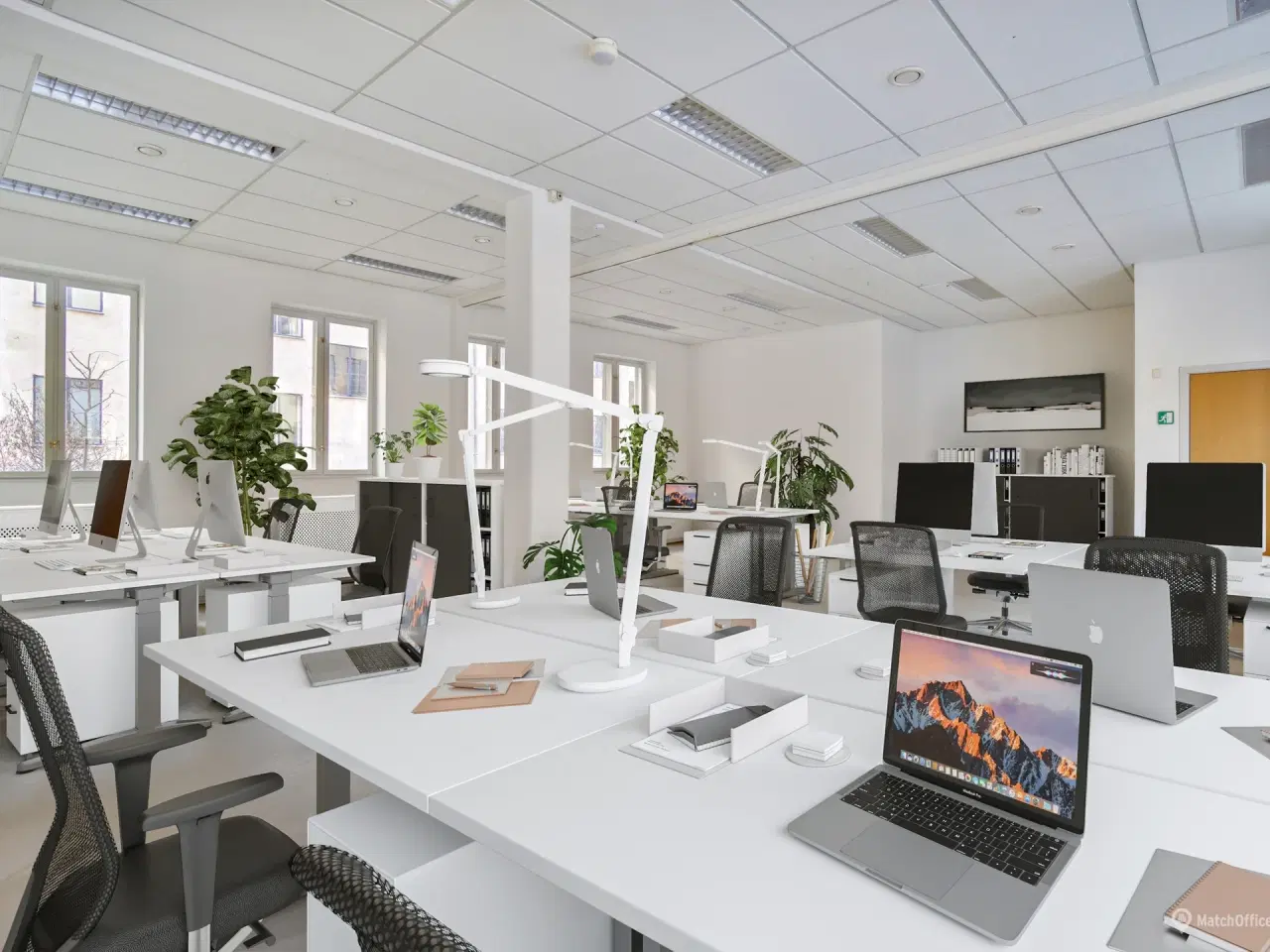 Billede 1 - Fullservice erhverslokaler hos hurtig voksende startup - 1 kontorlokaler med gode fællesarealer til leje.