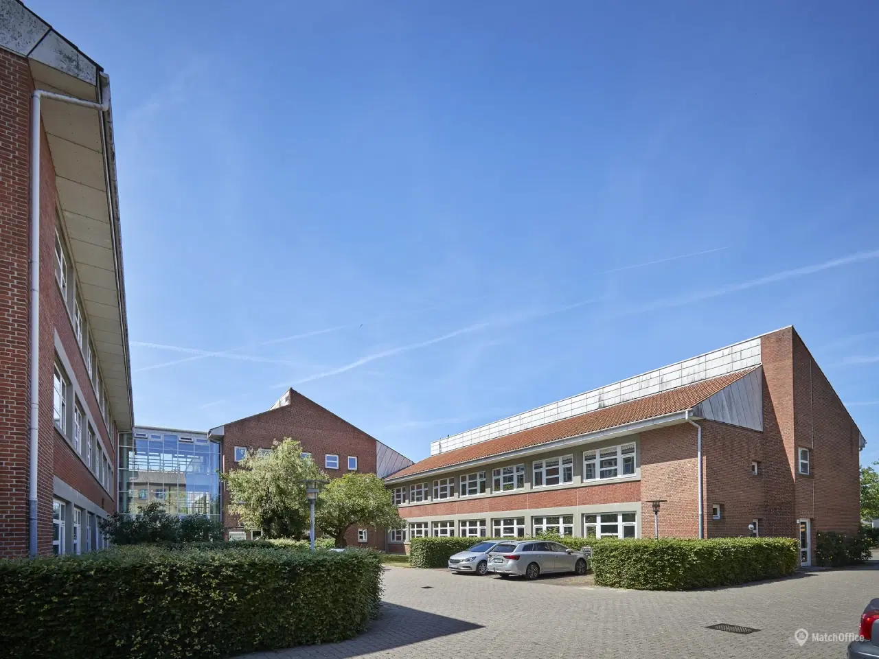 Billede 5 - Kontor tæt på S-tog