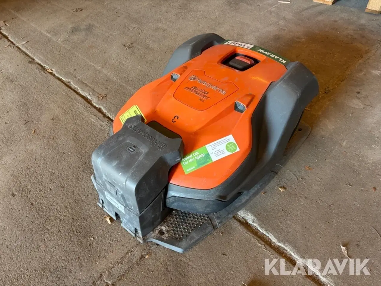 Billede 1 - Robot plæneklipper Husqvarna 550 med ladestation