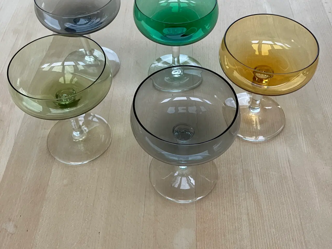 Billede 1 - Farvede cocktailglas