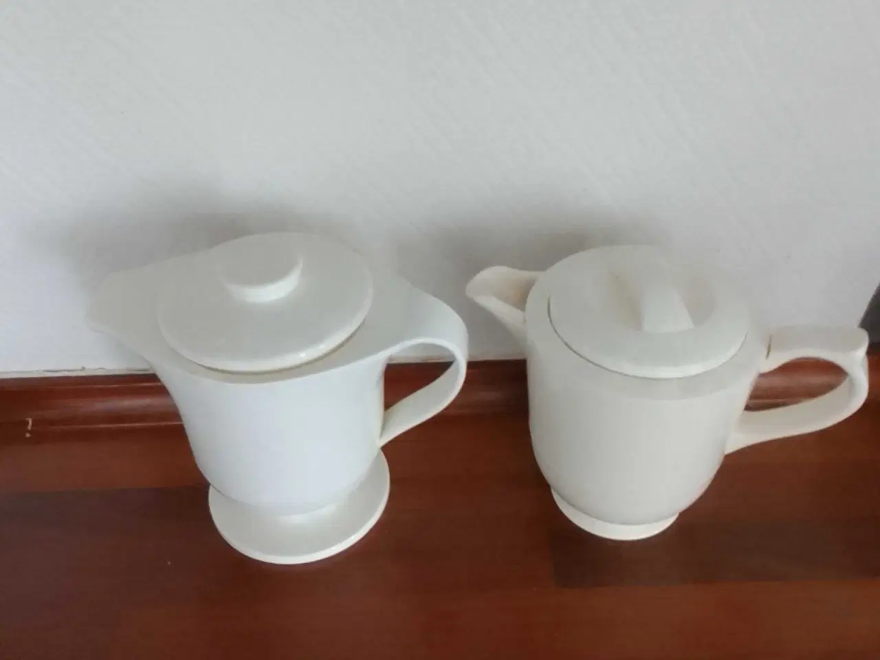 Billede 1 - 2 stk termo sovse kander, 1 dansk design