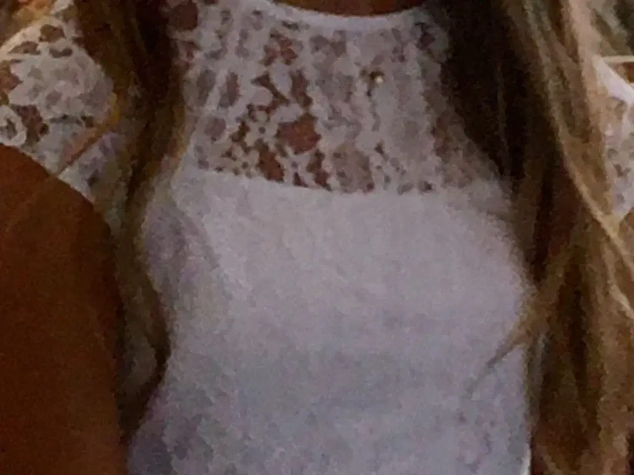 Billede 2 - Konfirmationskjole fra Lily str 34/36