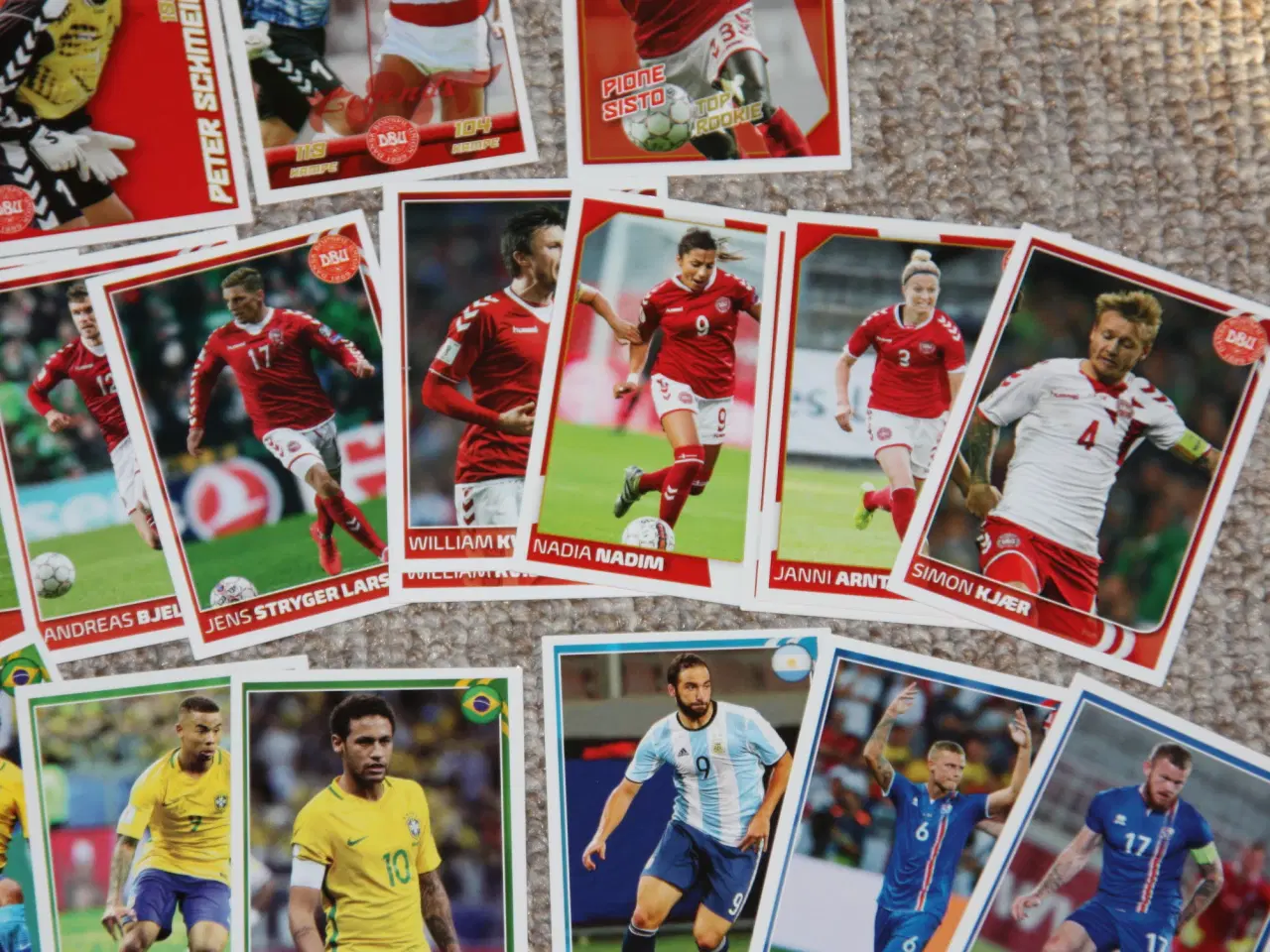 Billede 7 - Fodboldstjerner samlealbum 2018 edition DBU