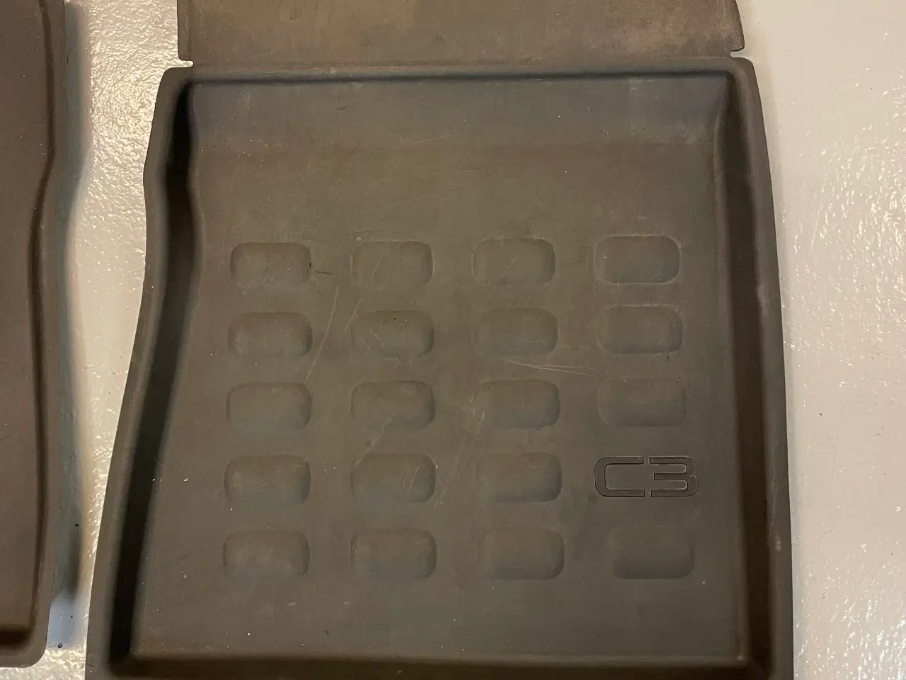 Billede 2 - Originale C3 Vintermåtter