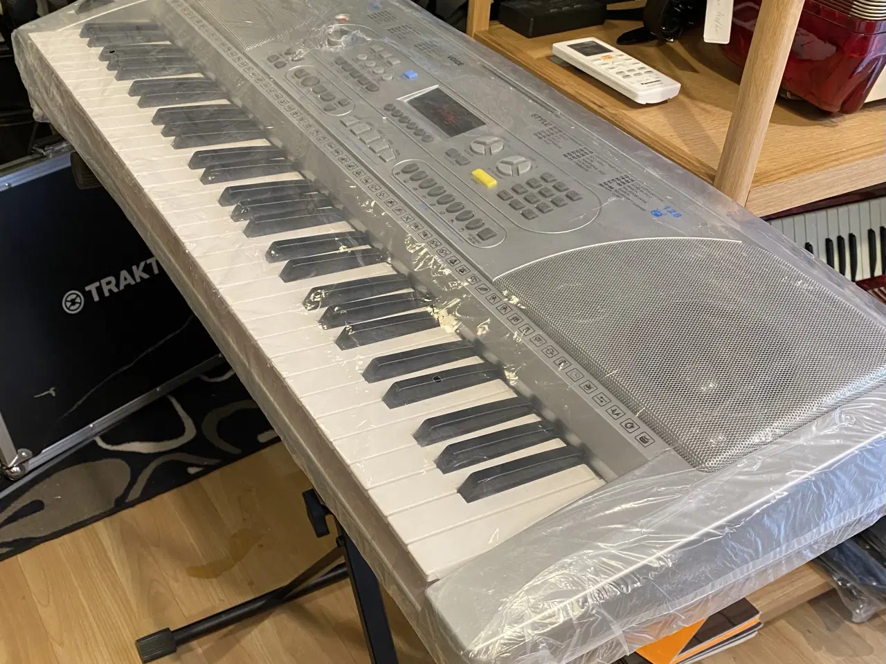 Billede 5 - Weinberg Keyboard de Luxe – helt nyt inkl. stativ 