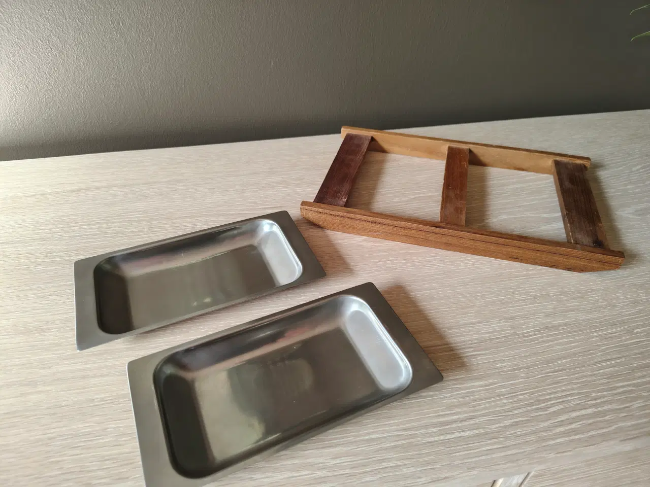 Billede 4 - Fin kabaretfad i teaktræ 