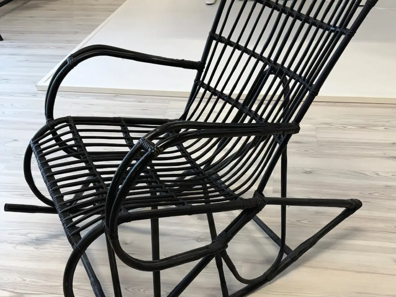 Billede 1 - Lene Bjerre gyngestol i Vintage finish