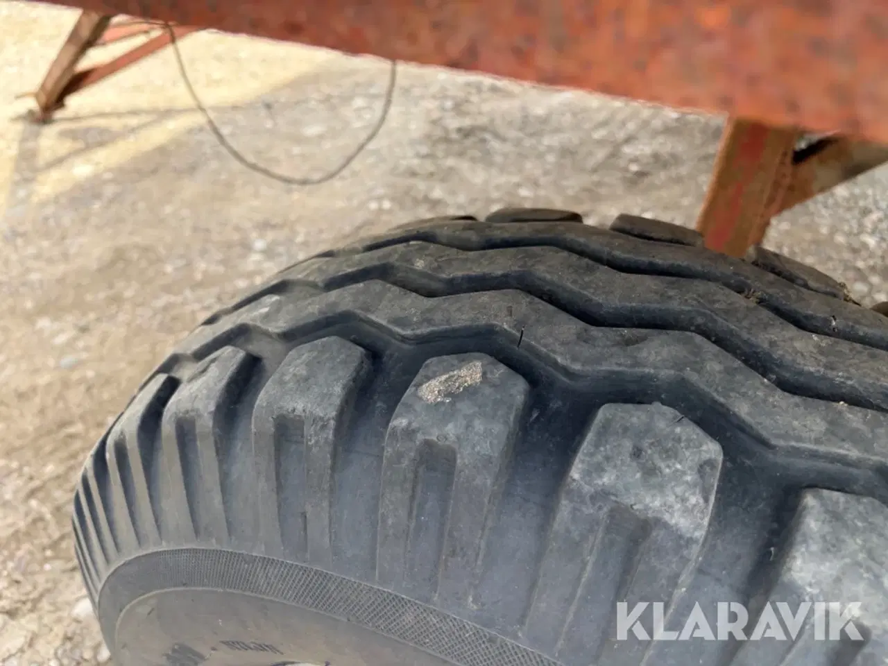 Billede 12 - Halmvogn med bremser