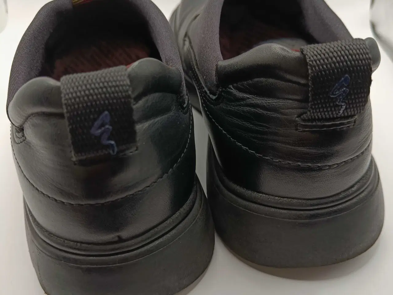 Billede 5 - Ecco sort læder sko 40.5str