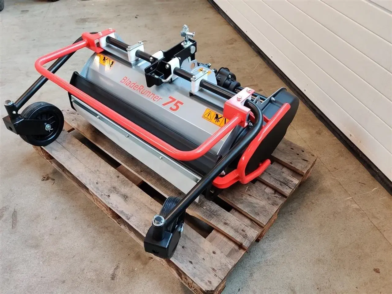 Billede 2 - Ferrari Slagleklipper / Vertikalskærer 75cm vertikalskærer