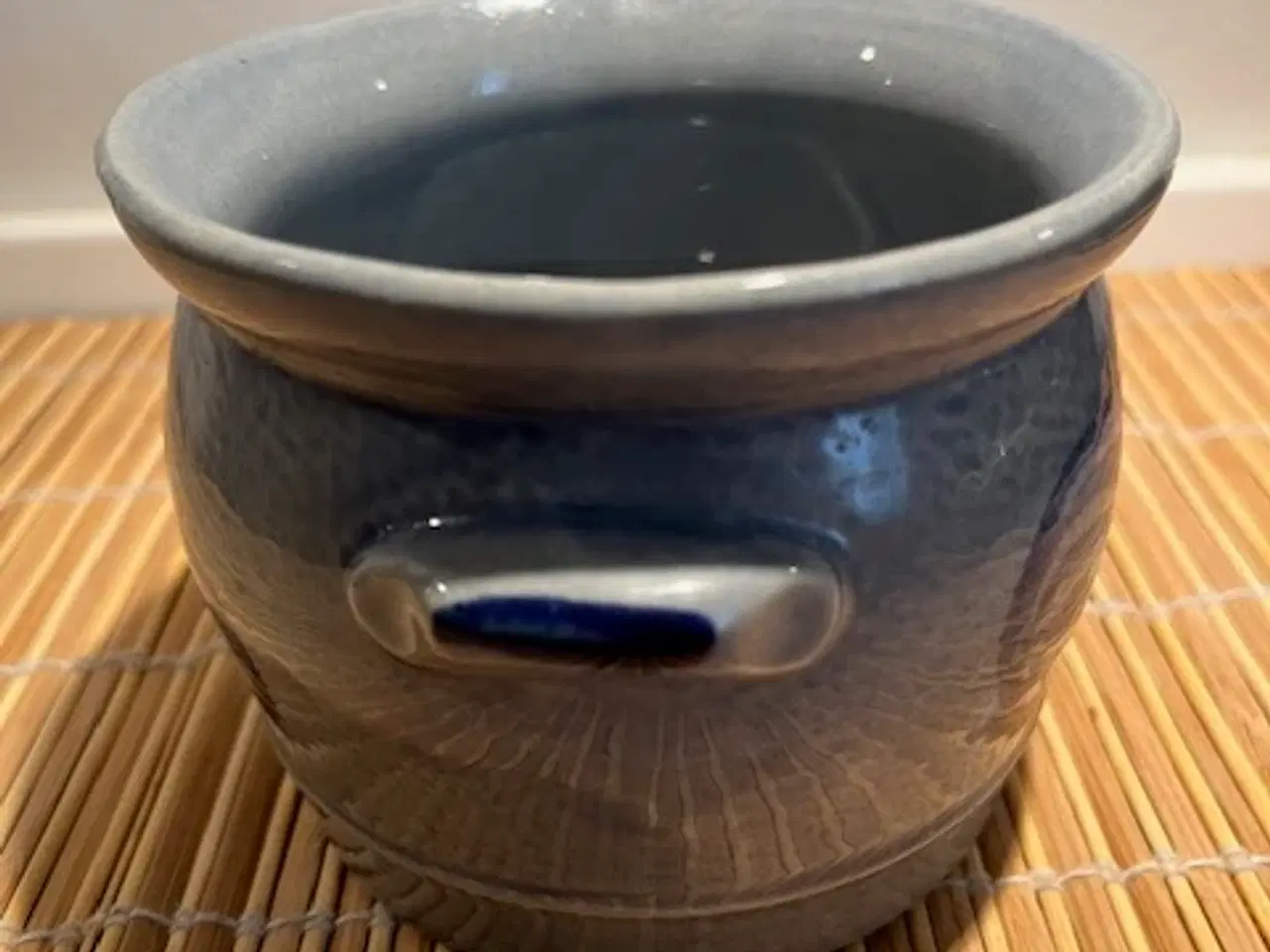 Billede 2 - Charmerende saltglaseret stentøjskrukke - blå+grå