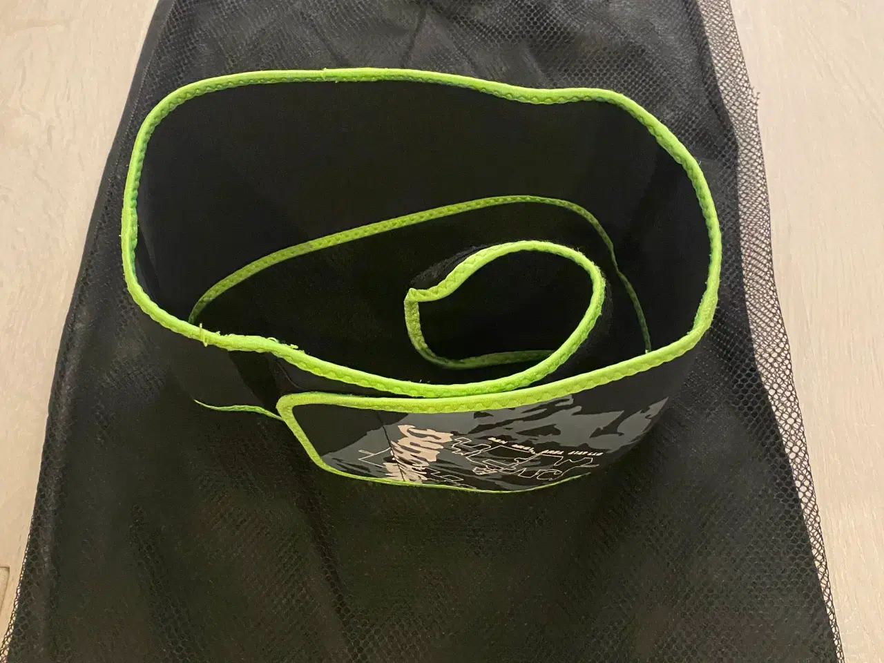 Billede 4 - Rygskjold L/XL (kan sendes)