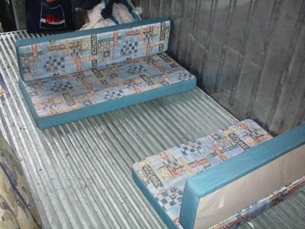 Billede 2 -   Adria Hynder