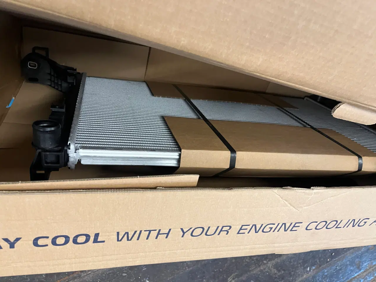 Billede 1 - Køler til 2,3CDTI